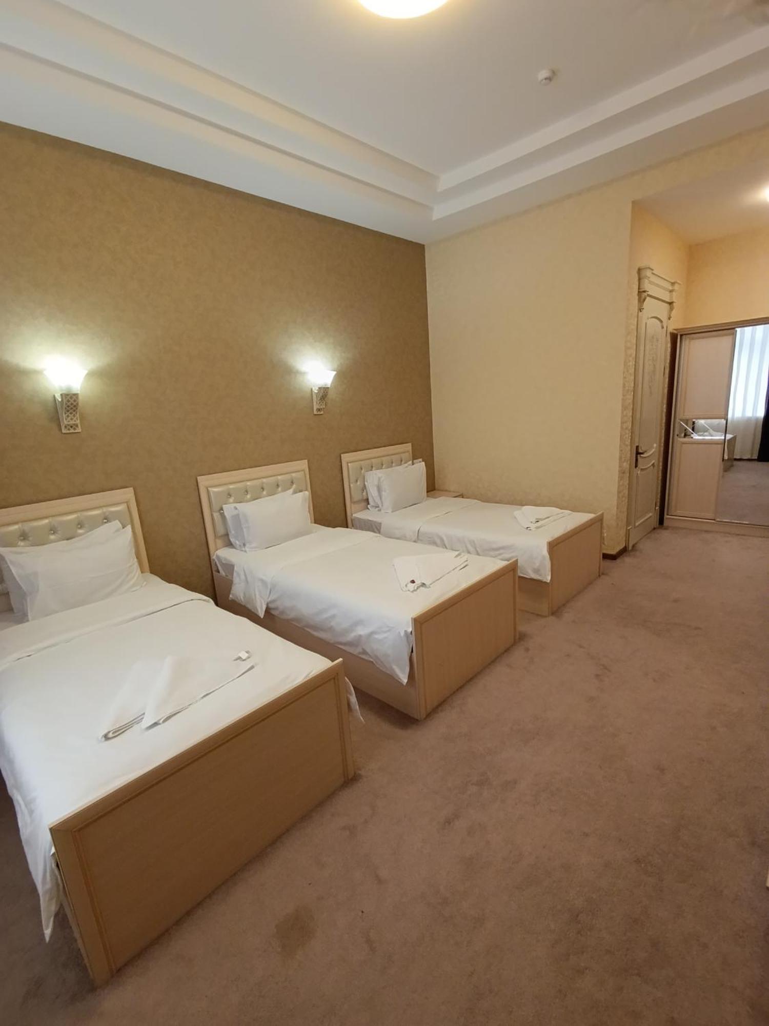Grand Karavan Hotel Taskent Exterior foto