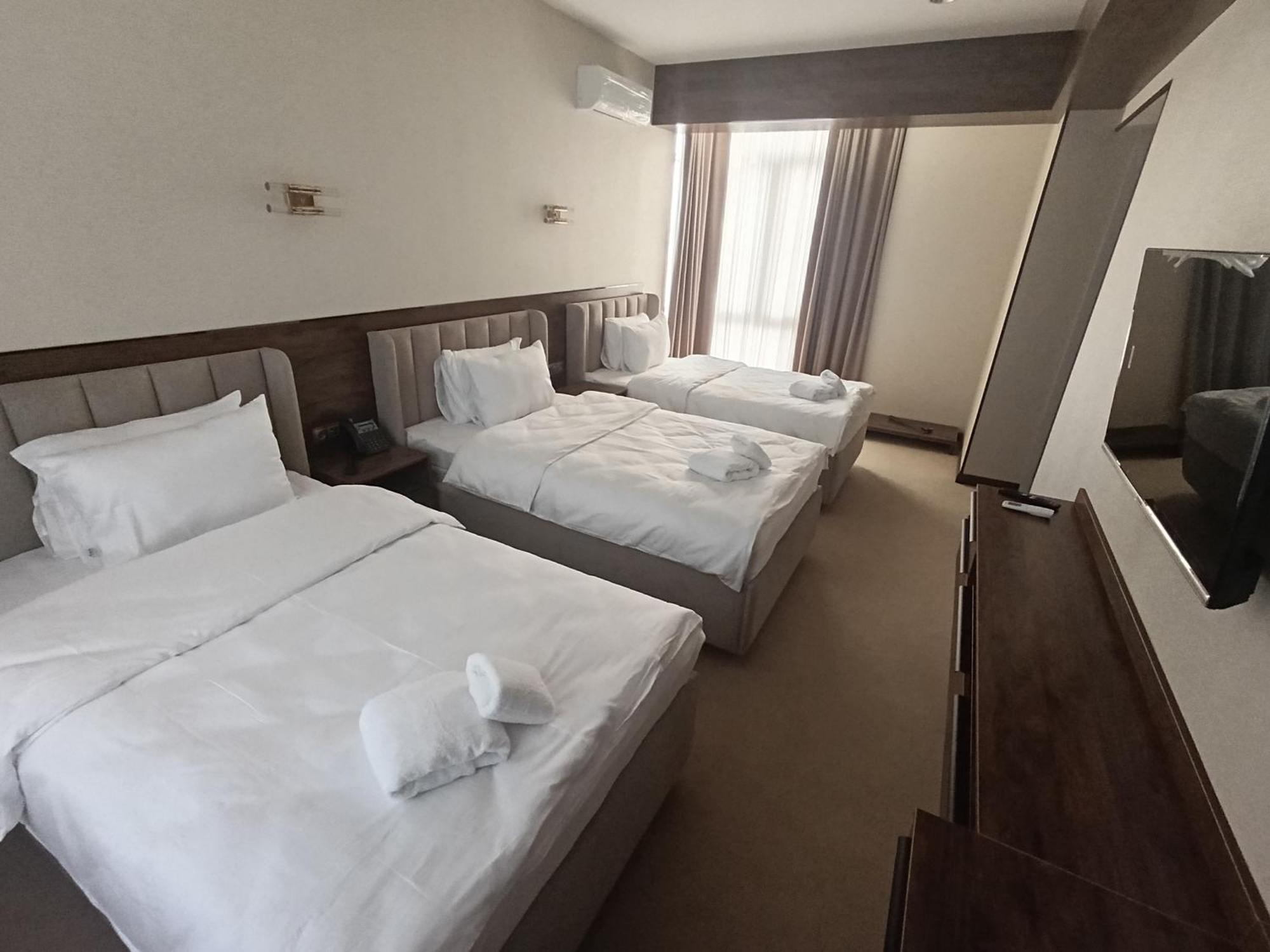 Grand Karavan Hotel Taskent Exterior foto
