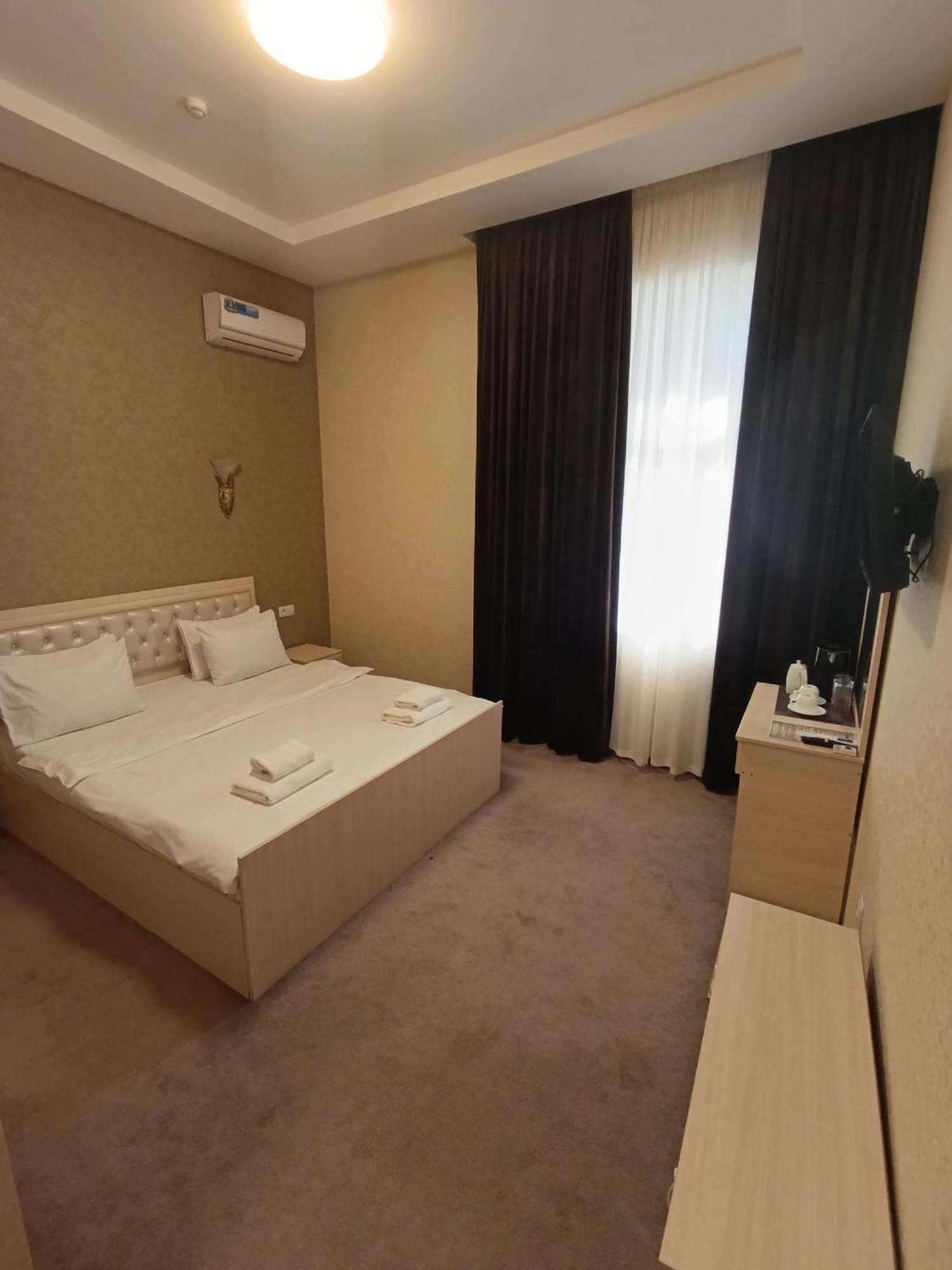 Grand Karavan Hotel Taskent Exterior foto