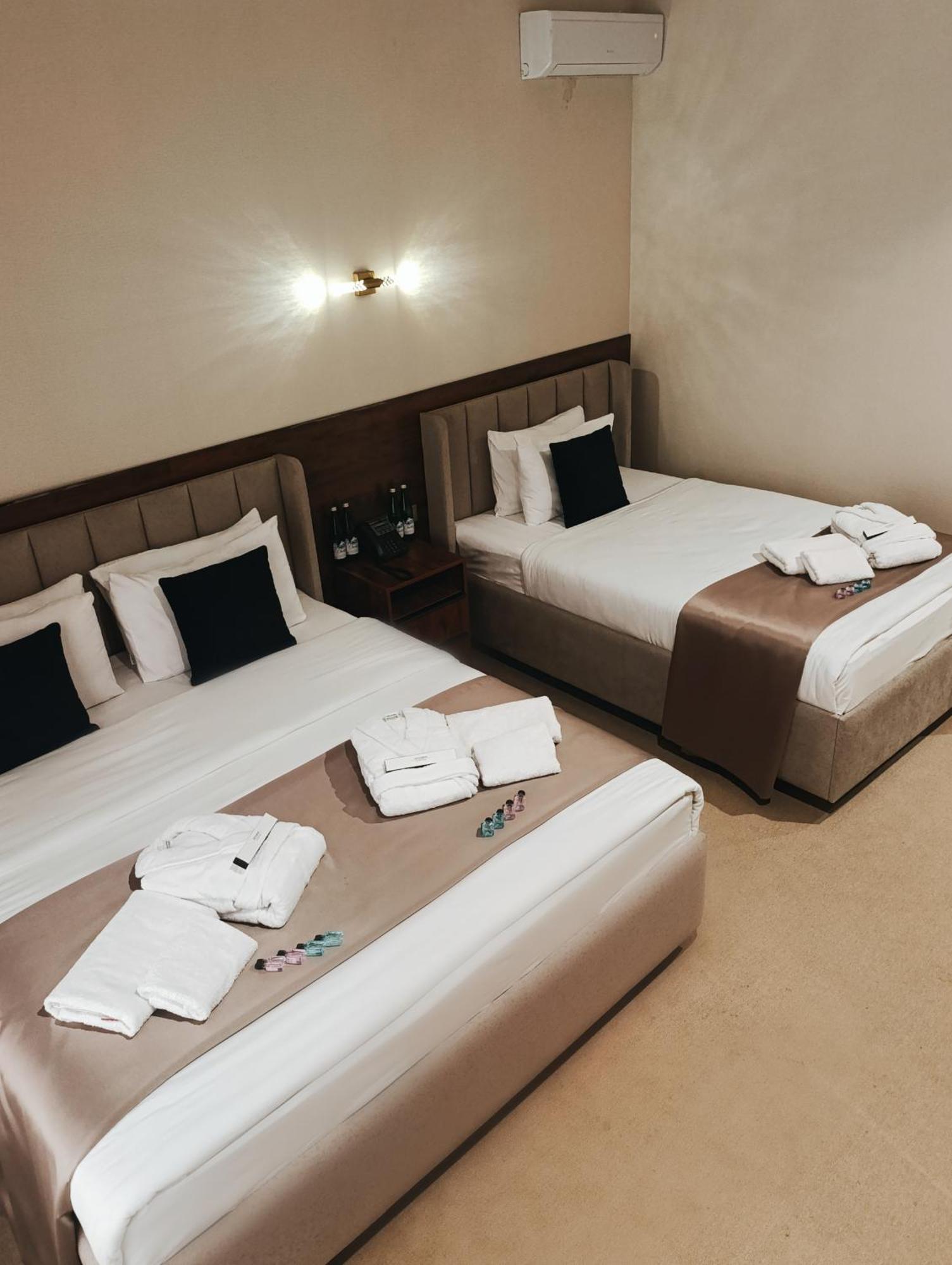 Grand Karavan Hotel Taskent Exterior foto